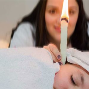Cones Hindu um Produto ayurvédico para limpeza de ouvido